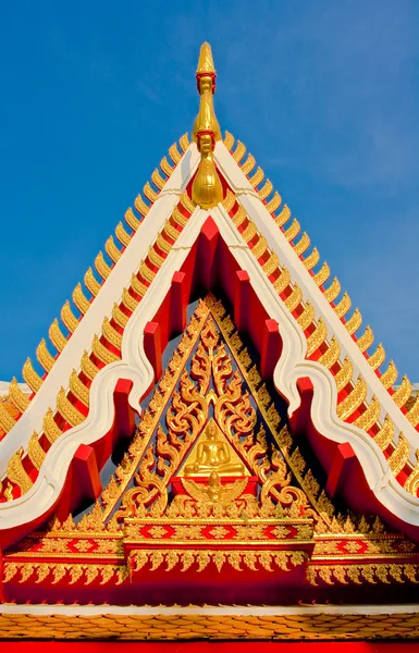 Timpano apice ornamento tempio — Foto Stock