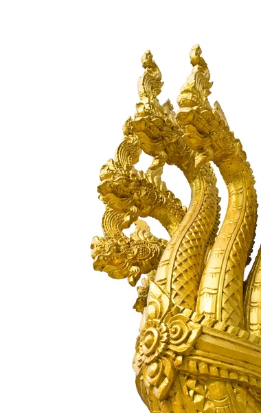 Kopf der goldenen Naga in Isolation — Stockfoto