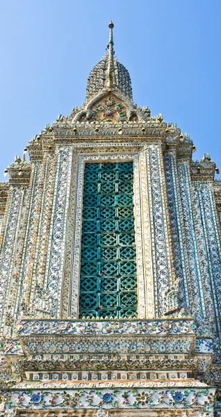 Det antika templet i wat arun, bangkok - thailand — Stockfoto