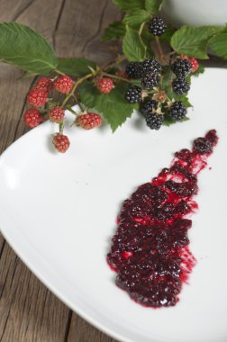 marmellata di daha blackberry jam