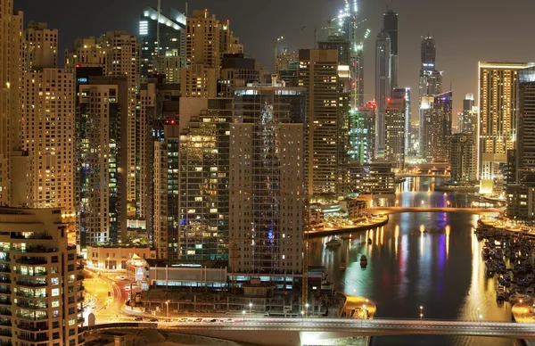 Town scape at night time. Panoramic scene, Dubai. — Stock Photo, Image