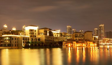 gece zaman kasaba scape. panoramik sahne, dubai.