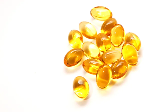 ビタミンは黄色の油のカプセル — ストック写真