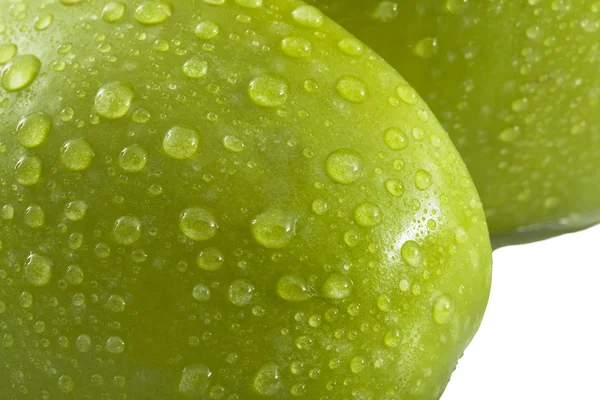 有水滴的绿色苹果 — 图库照片