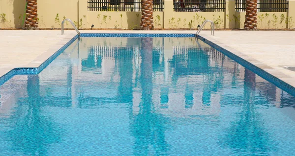 Swimming pool — Stock Photo, Image