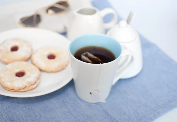 Tea and Cookies — Stock Photo, Image