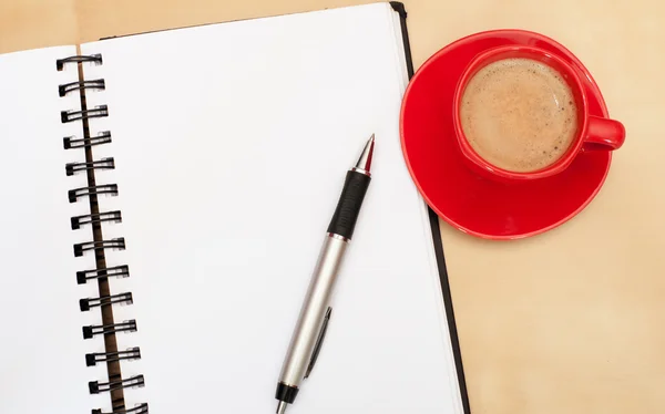 Kaffee und Tagebuch — Stockfoto