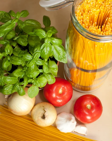 Spaghetti - składniki — Zdjęcie stockowe
