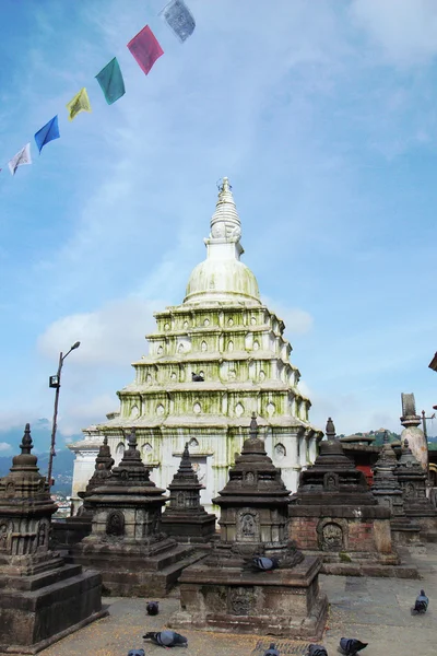 Bezienswaardigheid van de beroemde aap-tempel in nepal — Stockfoto