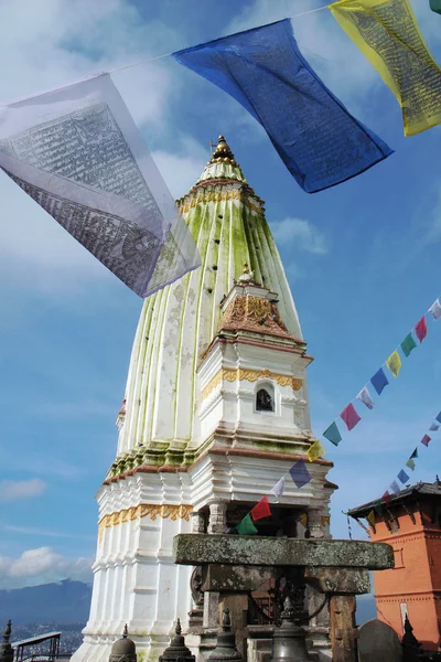 Monumento del famoso templo-mono en Nepal —  Fotos de Stock
