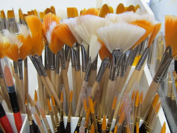 Artistic Painting Brush Display — Stock Photo, Image