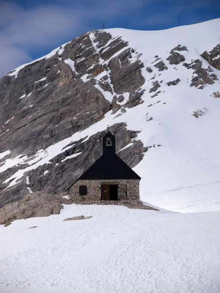 Chiesa alpina — Foto Stock