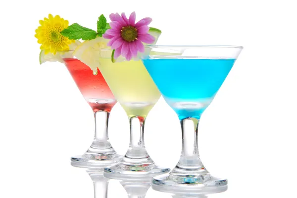 Tropické martini koktejly gin, tequila, blue curacao — Stock fotografie