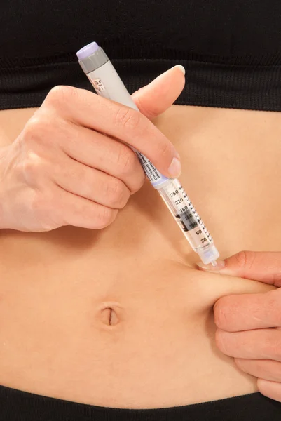 Dependent diabetes injecting insulin by single use — Stock Photo, Image
