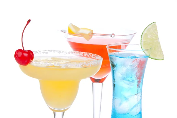 Alcohol Cocktails. Many drinks beverages Blue hawaiian, mojito — Stock Photo, Image