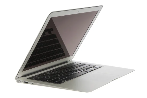 Moderne populaire laptop dun en licht met een uitknippad — Stockfoto