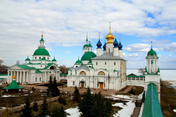 Monastère du Sauveur Yakauleuski à Rostov — Photo