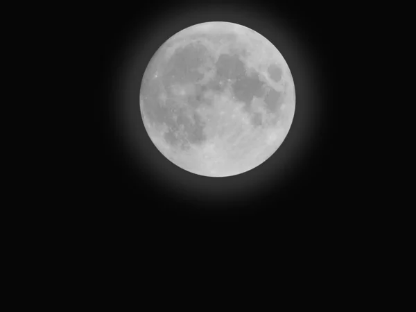 Moon i svart himmel — Stockfoto