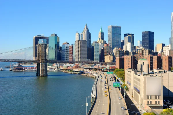 Brooklyn Bridge and Manhattan — Stock Photo, Image