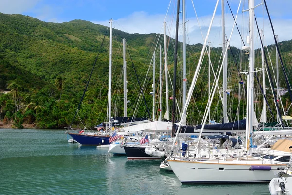 Segelboote in der Karibik — Stockfoto