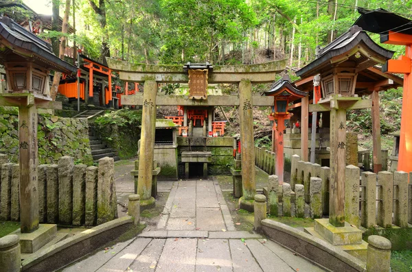 Храм Фусими Инари — стоковое фото