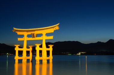 Miyajima Tori Gate clipart