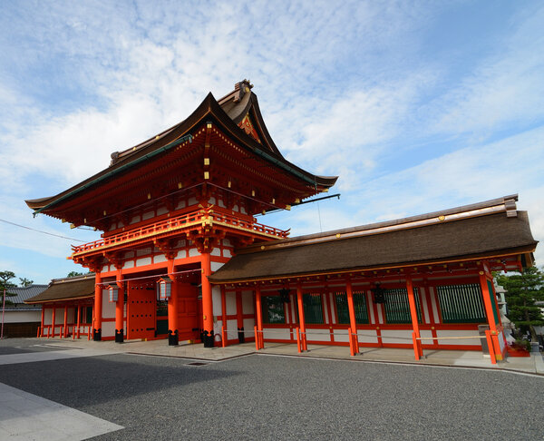 Entrance gateway to Fushimi Inari Shrine in Kyoto, Japan.
