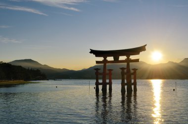 Miyajima tori kapısı