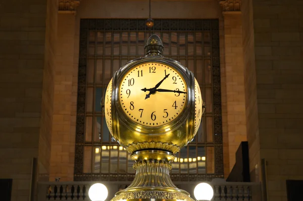 Grand central terminal zegar — Zdjęcie stockowe