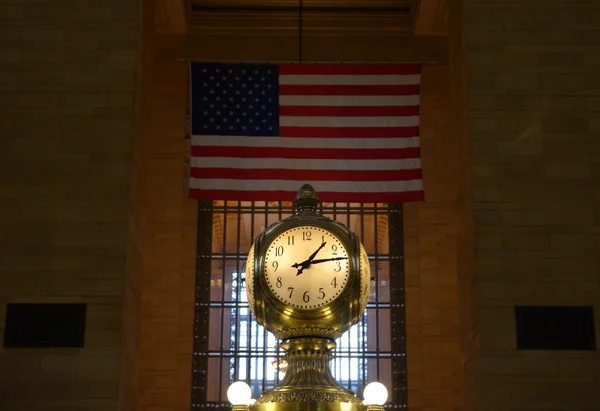 Μεγάλο κεντρικό τερματικό ρολόι — Φωτογραφία Αρχείου