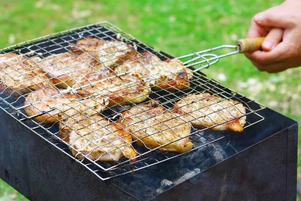 Steaks van barbecue grill — Stockfoto