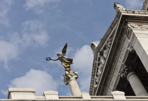 Ange symbolique de la paix à Rome — Photo