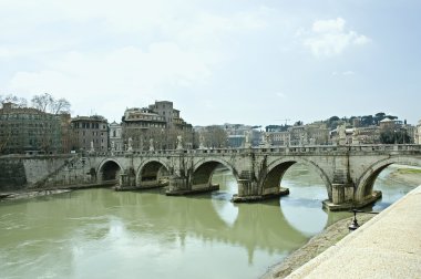 Roma'da San angelo Köprüsü