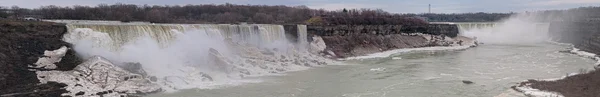 Niagara fällt panoramisch — Stockfoto