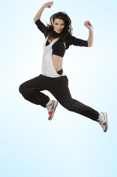 Muhteşem kız dansçı atlama — Stok fotoğraf