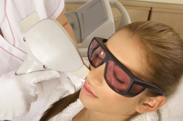 Laser hair removal in professional studio. — Stock Photo, Image