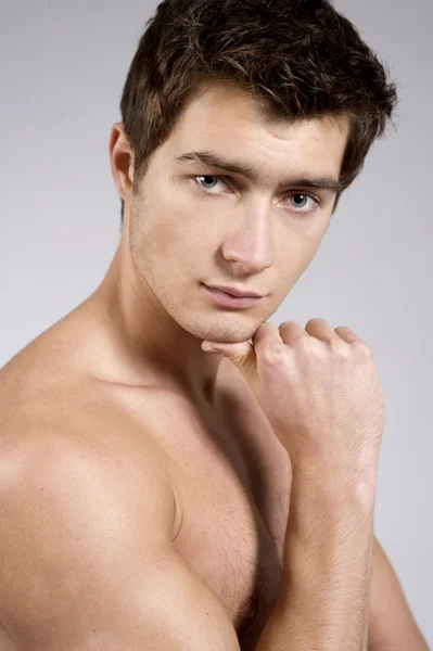 Giovane modello di biancheria intima maschile — Foto Stock