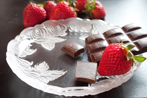 Jahody a čokoláda — Stock fotografie