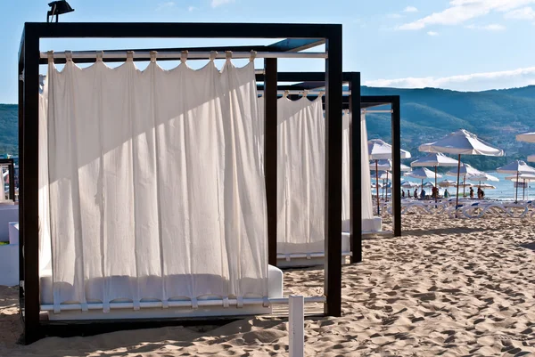 Tendas para relaxar na praia . — Fotografia de Stock