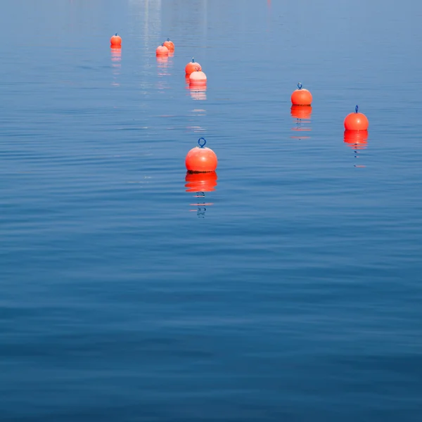 Bóias em água — Fotografia de Stock