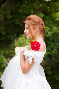 Red-haired Bride