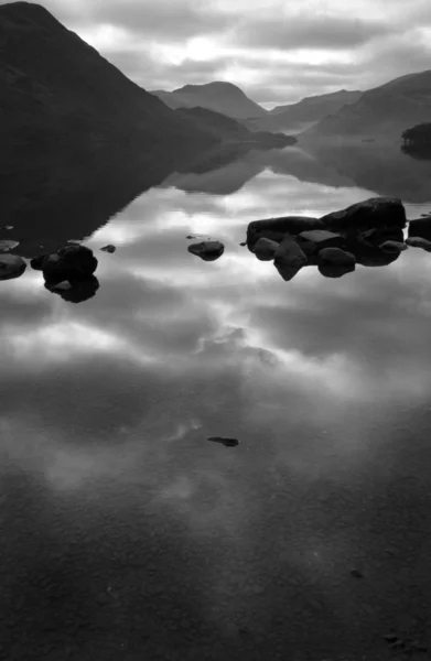 Jeziorze ullswater — Zdjęcie stockowe
