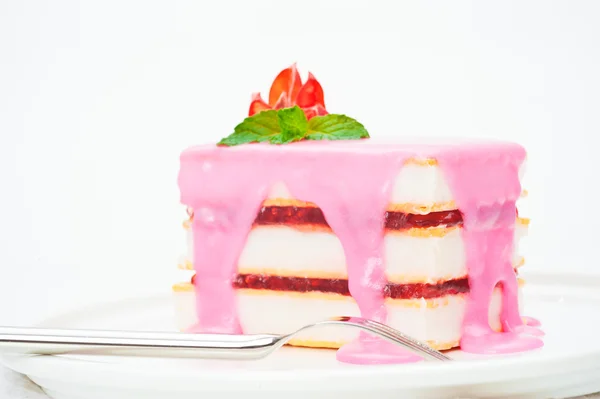 Μικρό κέικ με μια ροζ γλάσο — Φωτογραφία Αρχείου