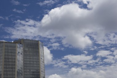 Modern yönetim/ofis binası