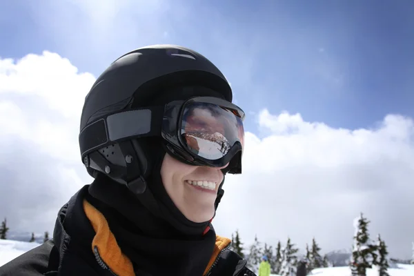 Mujer en traje de esquí —  Fotos de Stock