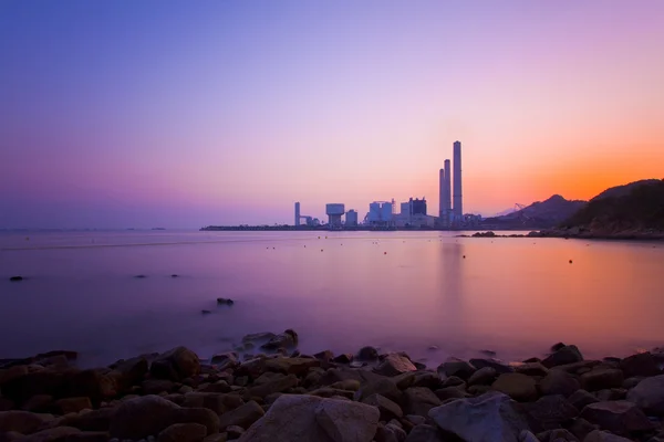 Puesta de sol sobre la costa en Hong Kong —  Fotos de Stock