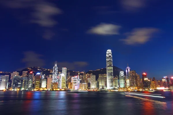 Hong kong skyline på natten — Stockfoto