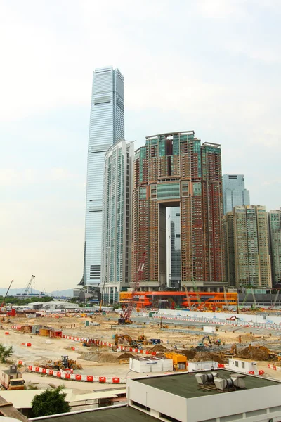 Гонконг на день со стройкой — стоковое фото