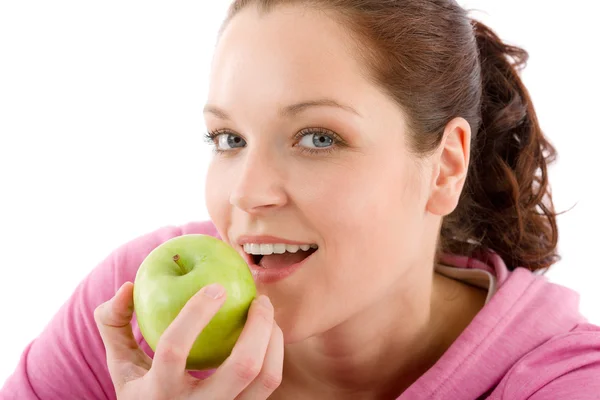 Fitness mujer comer manzana traje deportivo — Foto de Stock