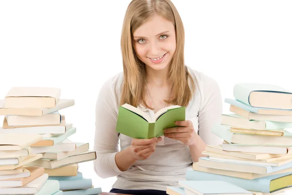 Studente adolescente donna leggere libro — Foto Stock